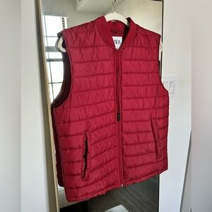 ZARA Men’s Puffer Vest Wine Red